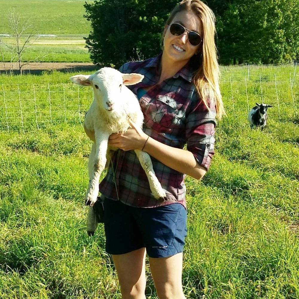 Meet your Posher, Shelby